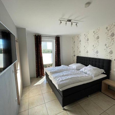 Villa Sara Wohnung Buskam Mit Terrasse Goehren  Ngoại thất bức ảnh